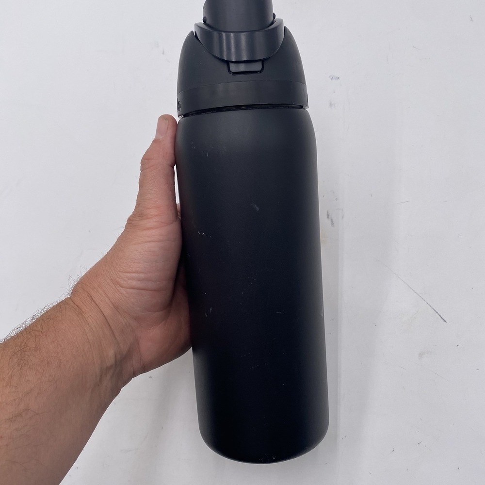 OWALA 32 OUNCE OZ TUMBER WATER BOTTLE Very Dark Black Free Sip SEE PICS Has Wear - Picture 4 of 16